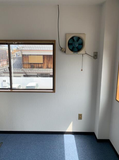 守山市守山６丁目の店舗事務所の内装