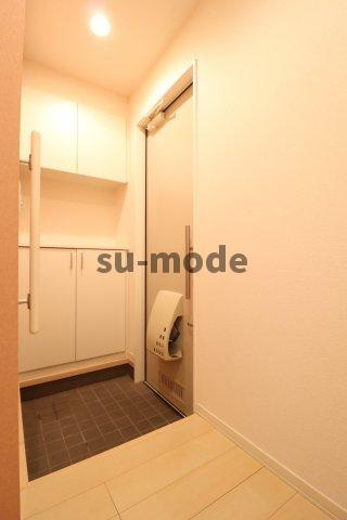 【玄関】 | メゾン・ド・ユウ | 別部屋写真