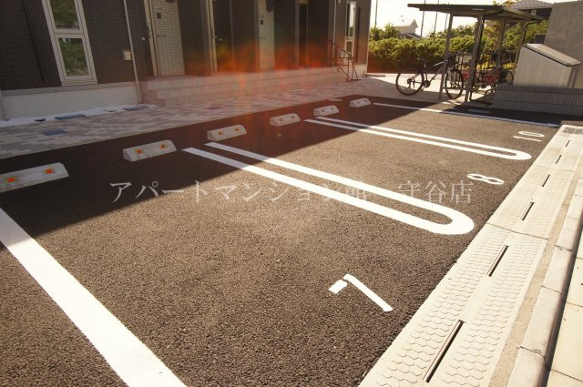 センチュリーハイツAの駐車場
