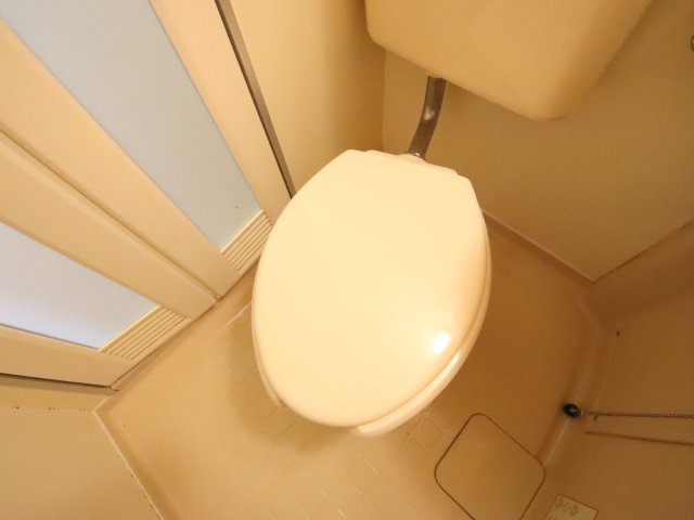 和州ロイヤルビルのトイレ