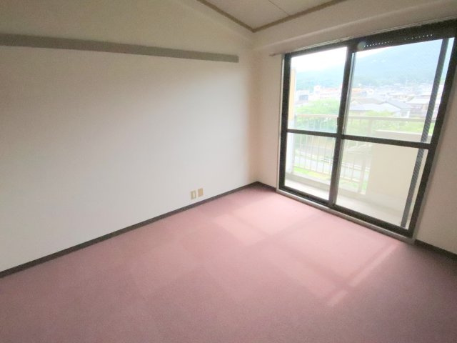 和州ロイヤルビルの居間・リビング