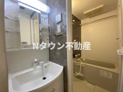 【洗面所】 | S-RESIDENCE黒川本通一丁目 | 日々の暮らしに欠かせないお風呂です