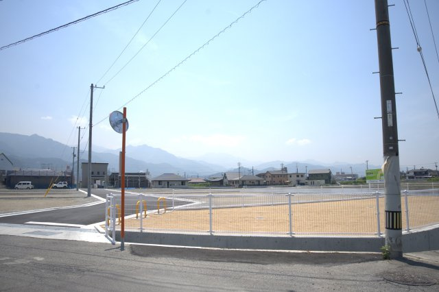 玉津エコタウンの外観|1号地北側に位置する緑地です。