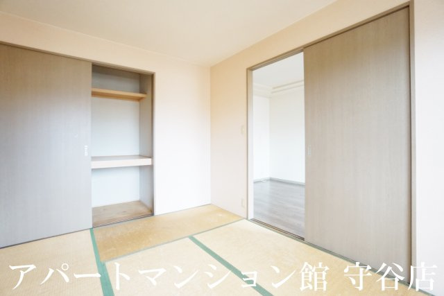 レインボーヒルズの寝室