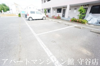 【駐車場】
