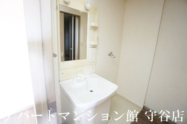 レインボーヒルズの独立洗面台