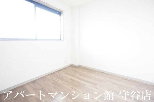 レインボーヒルズの寝室