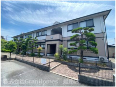 サンハイム下手野 A棟の外観