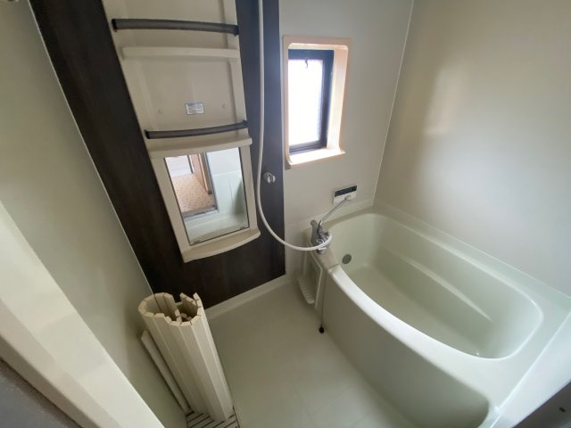 サンハイム下手野 A棟の浴室