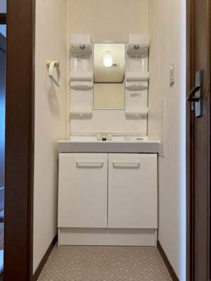 【独立洗面台】 | ストークビレッヂ桜台F棟 | ※写真は以前のものです。