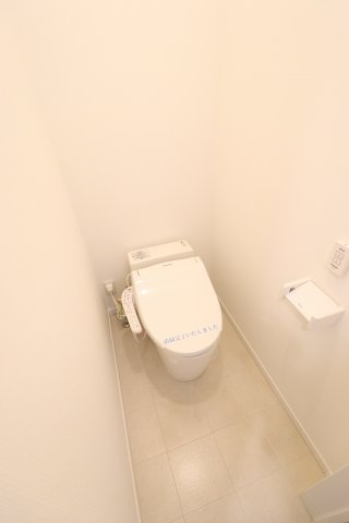 CAREL浜野Bのトイレ