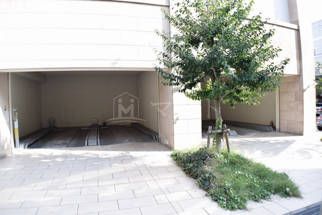 コスモリード谷町六丁目（旧ドゥーエ谷町）のその他