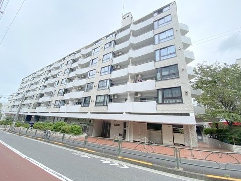 北新宿パークハイツの外観