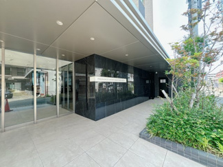 【エントランス】