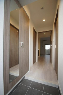 【玄関】 | タワーズ高砂 | 物件の画像6