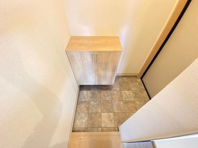 YTSハイツ若松町PART1の玄関