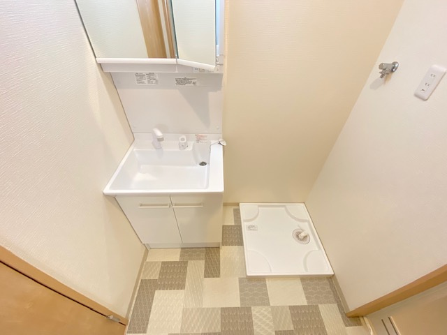 YTSハイツ若松町PART1の洗面所