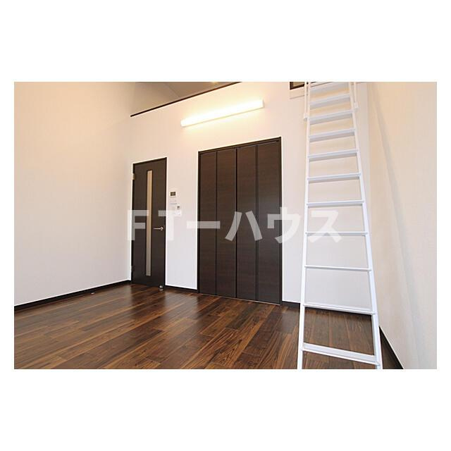 クリーク幕張の居間・リビング