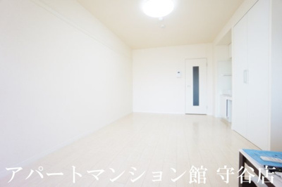 【寝室】 | レオネクストうめの木