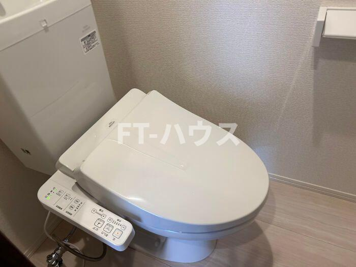 D-ROOM花園のトイレ
