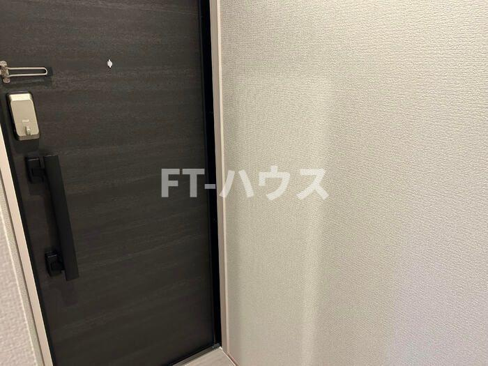 D-ROOM花園の玄関