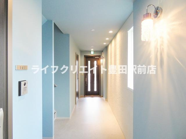 リーヴル日野のロビー