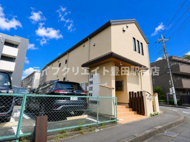 リーヴル日野の外観