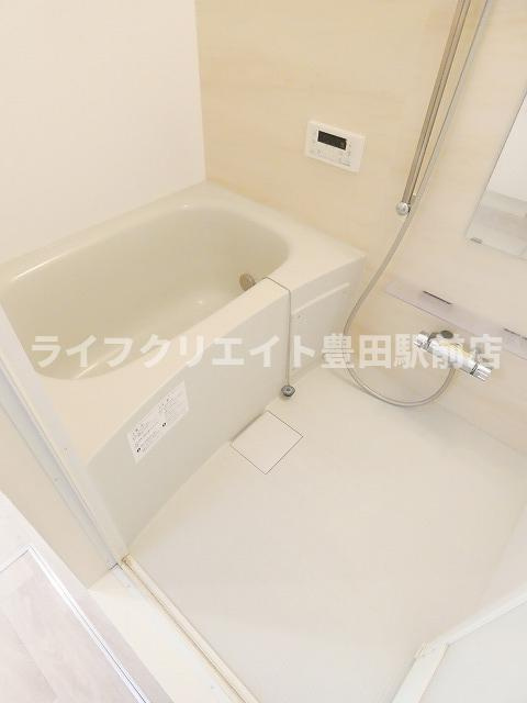 リーヴル日野の浴室