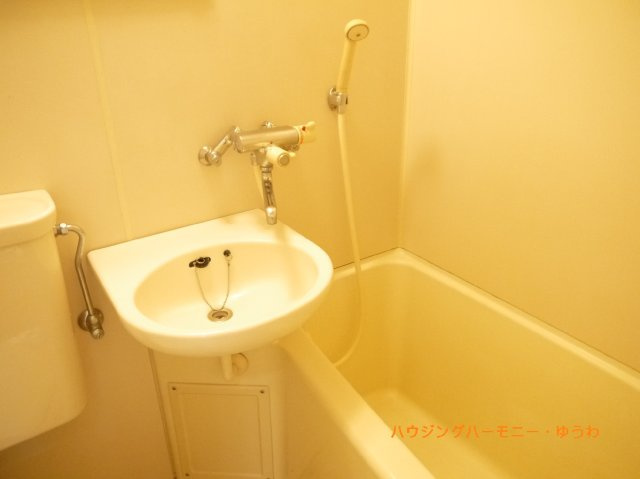 【浴室】 | グローリア初穂田端 | イメージ画像となります。実際とは異なりますので、ご注意ください！