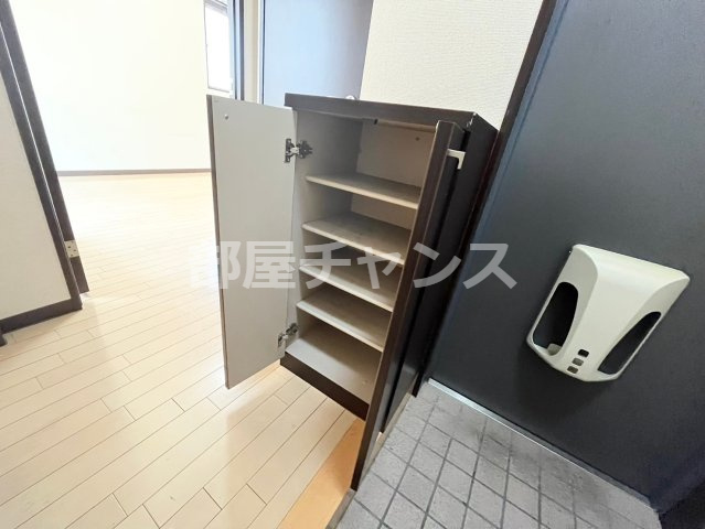 エル・ビューネ千種の収納