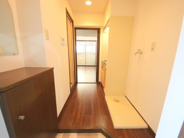 シティパレス生駒谷田町P7の内装