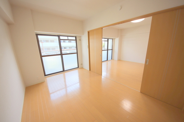 グランドパレス学園前のその他