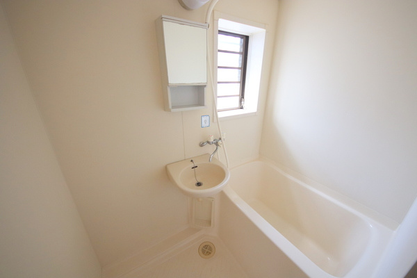 リバーサイドシングルの浴室