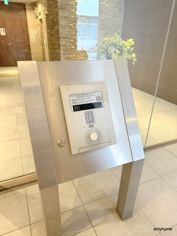URBAN FLATS中之島　仲介手数料無料のセキュリティ
