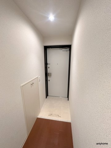 URBAN FLATS中之島　仲介手数料無料の玄関