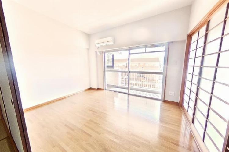 レジデンス扇の居間・リビング|ゆったり過ごせる居間です