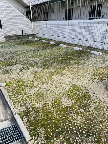 仲介手数料0！！スカイコート天塚の駐車場