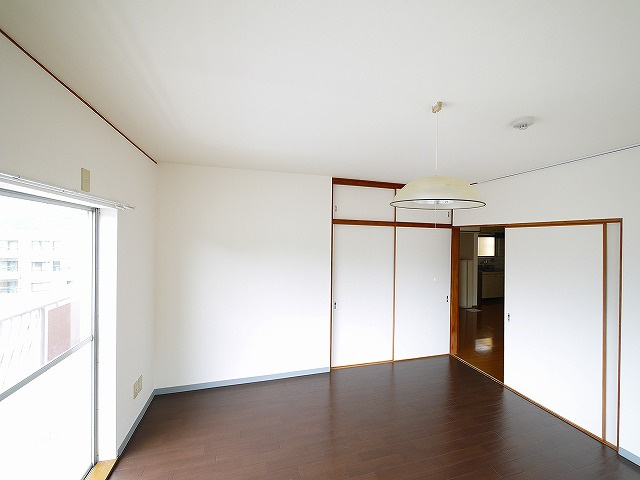 サニーハイツ（東菜畑）の寝室