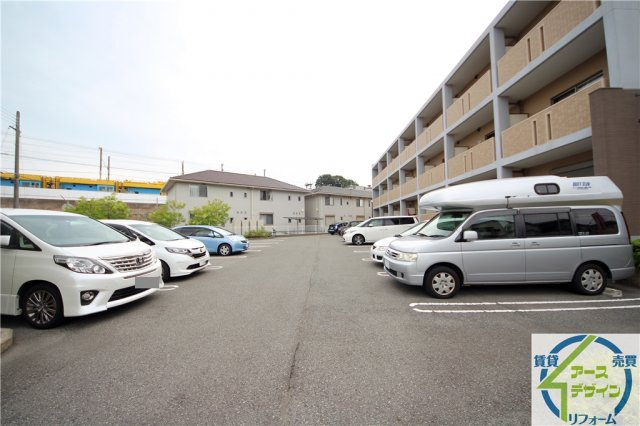 フォレスタの駐車場|駐車場完備です