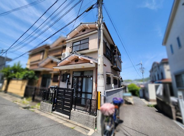 深草大亀谷西久宝寺町の前面道路含む現地写真