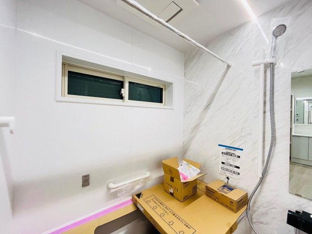 戸建　瑞穂市別府　全4区画分譲の浴室|浴室仕様。5時間経っても2.5度以内の湯温低下ですから、追い炊き回数が減り光熱費も節約できます。