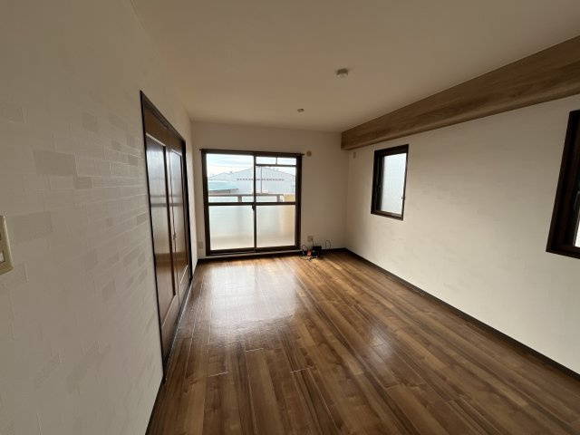 ハーモニー三幸の居間・リビング