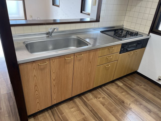 ハーモニー三幸のキッチン