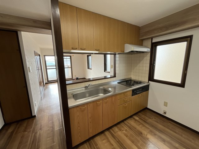 ハーモニー三幸のキッチン