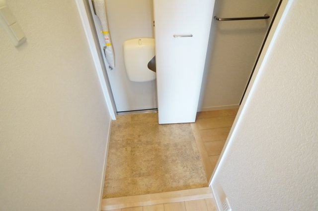 モーメント逆瀬川の玄関