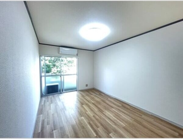 シャトルジュン　　刈谷市近郊の賃貸ならクラスホーム刈谷の居間・リビング