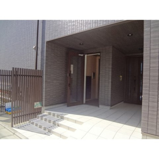 【エントランス】