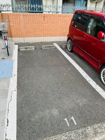 仲介手数料０円！！Vita六番町の駐車場