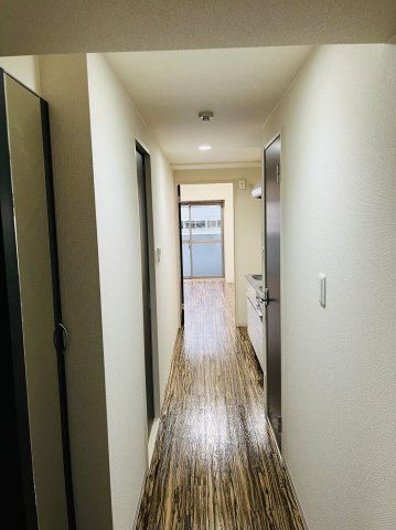 プラチナムの内装