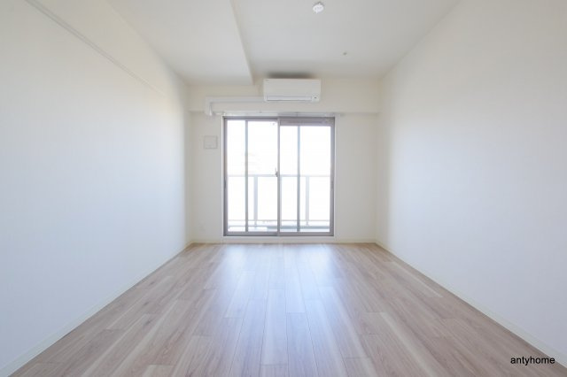 ディームス江坂 仲介手数料無料の居間・リビング